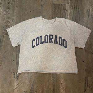 Brandy Melville ‘Colorado’ cropped tee